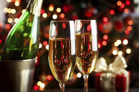 10 Ideas For The Ultimate Holiday Party On A Budget