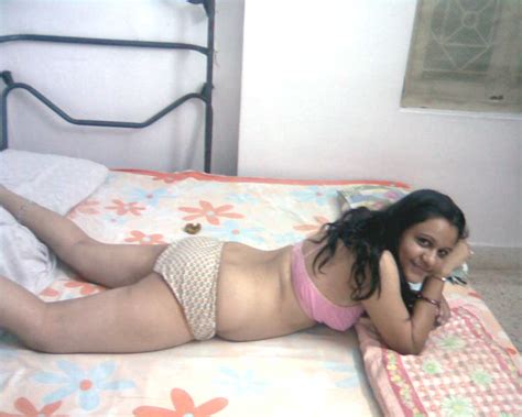 attractive aurat nangi bed room nude xxx pictures sex