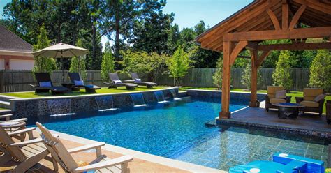 backyard pool ideas   wealthy homeowner