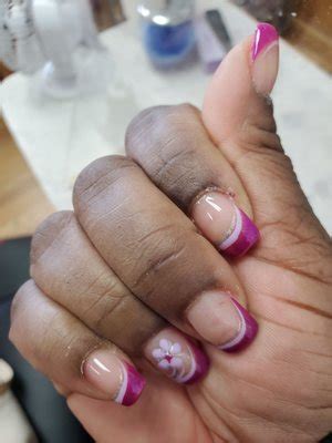 happy nails  spa updated april     reviews