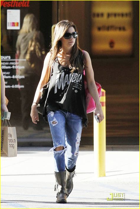 Full Sized Photo Of Ashley Jennifer Tisdale Westfield 02 Ashley