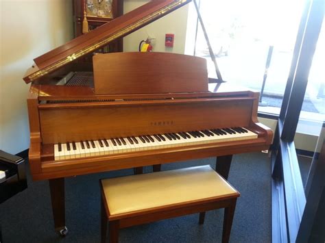yamaha     floor sold miller piano specialists nashvilles home  yamaha pianos