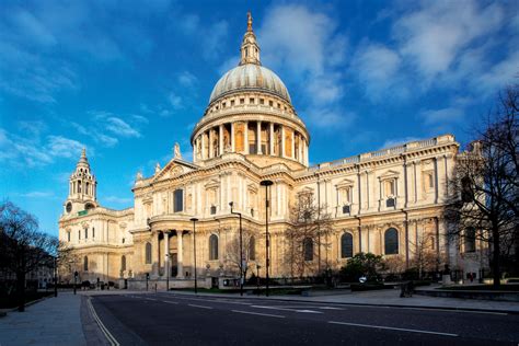 st pauls cathedral part church part street spectacle  masterpiece country life