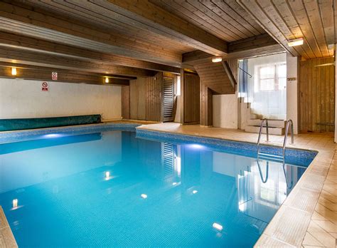 indoor heated swimming pool pitt farm holiday cottages