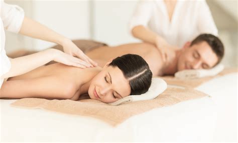 couples massage valentine s day a healthy t you both deserve