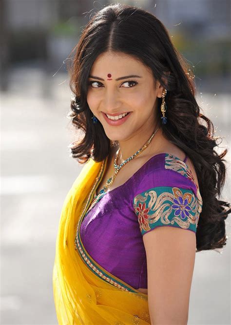 Shruti Hassan Hot Photo Gallery 37 Exclusive Photos