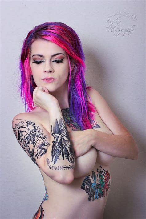 colorful and tattooed porn pic eporner
