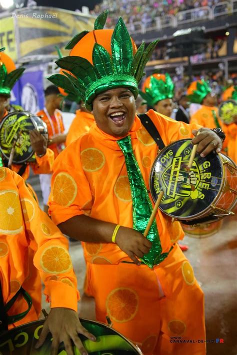 epingle par rio carnival sur batucada carnaval de rio costume de carnaval samba