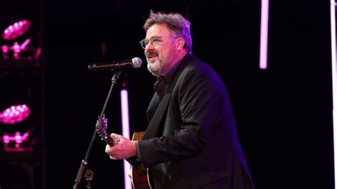 Vince Gill To Announce The 2023 Country Music Hall Of Fame Inductees