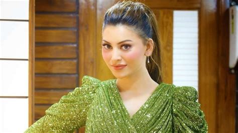 urvashi rautela s oh so glam look goes viral fans call her goddess my