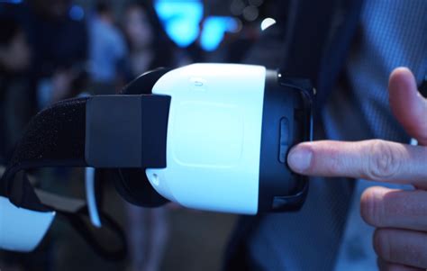 Will Samsung S Gear Vr Trigger The Virtual Reality