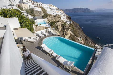 enter santorini secret suites spa luxury convoy