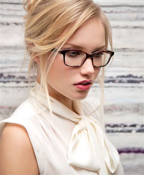Pin By Пенчо Гичев On Eyeglasses For Ladies Glasses Fashion Fashion
