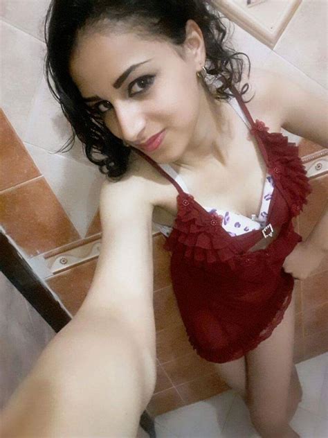hot paki girl nude selfie in washroom pakistani sex photo blog