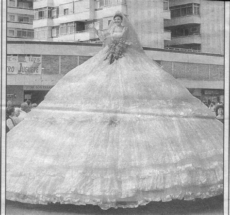 World S Largest Wedding Gown By Lady1venus On Deviantart