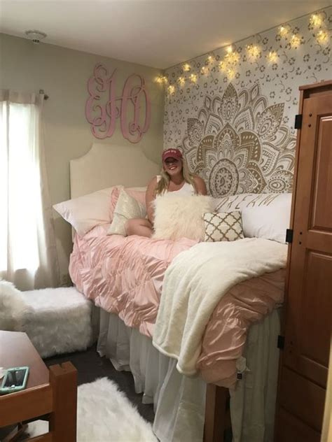 25 Cool Dorm Rooms That Will Get You Totally Psyched For College