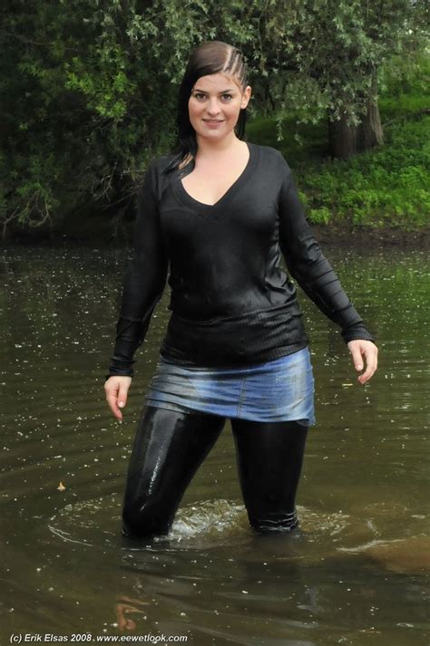 In The River With Images Wet T Shirt Wet Clothes Wet Leggings