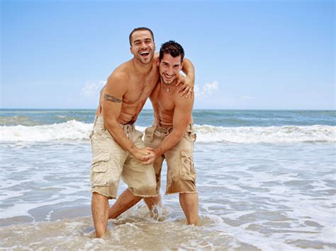 Top 5 Honeymoon Spots For Same Sex Couples Travel