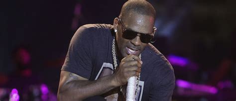 cnn claims to have seen latest r kelly tape the daily caller