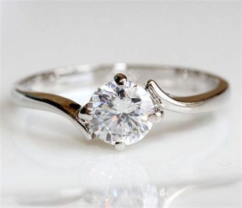 Simple And Elegant Engagement Ring That Perfect In Your Finger 30