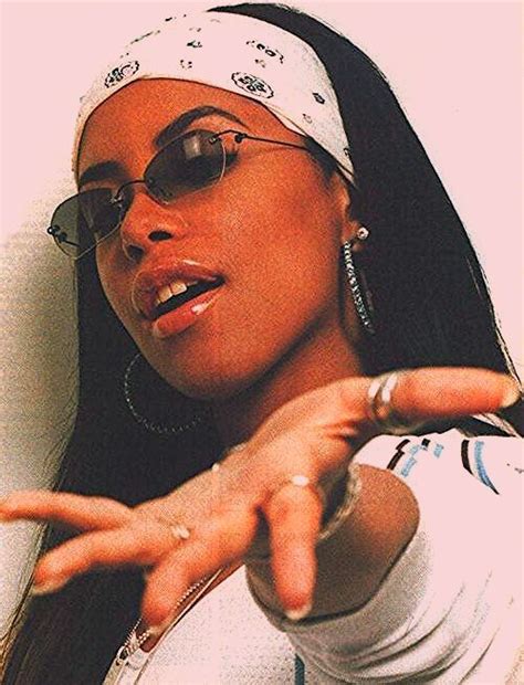 aaliyah 90s fashion 90s aaliyah rnb nineties superstar randb