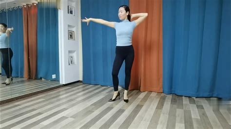 Chinese Mature Busty Woman Dancing Square Dance Youtube