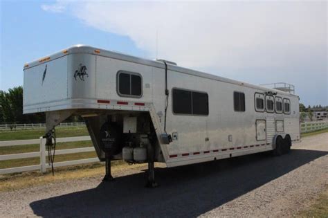 featherlite  horse trailer  lq  sale  alberta  trailer