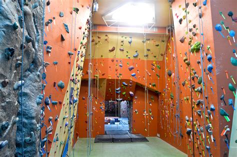 places   outdoor  indoor rock climbing  nyc