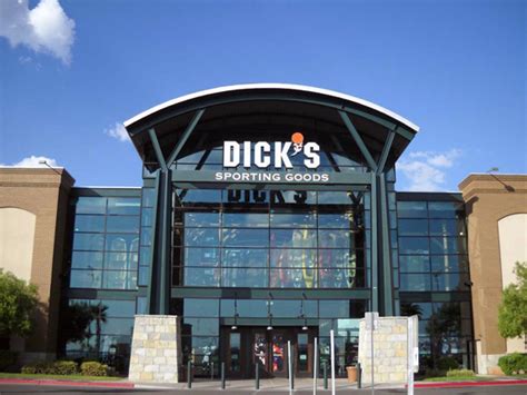 store front of dick s sporting goods store in henderson nv