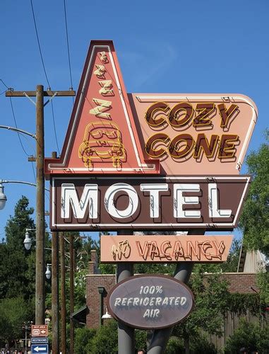 cozy cone motel heather david flickr