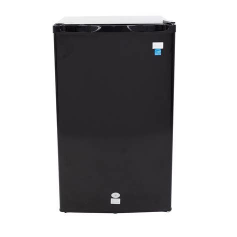 Avanti 4 4 Cu Ft Compact Refrigerator In Black Ar4446b
