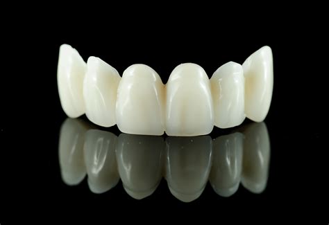 zirconia crowns    options stomadent