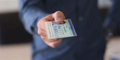 identification universal smart cards