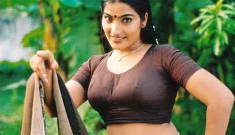 tamil aunty blouse hot image adult videos