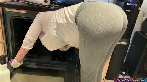 stepmom is horny and stuck in the oven porn e9 xhamster