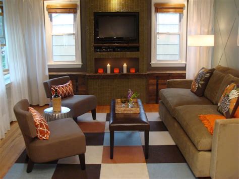 simple   decorate small living room  brown color