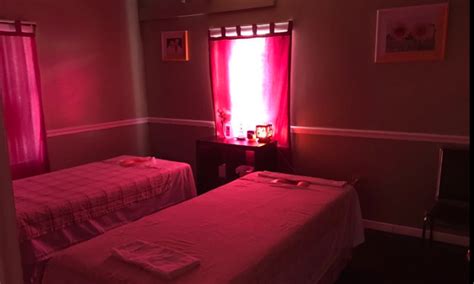 asian massage parlour location  reviews zarimassage