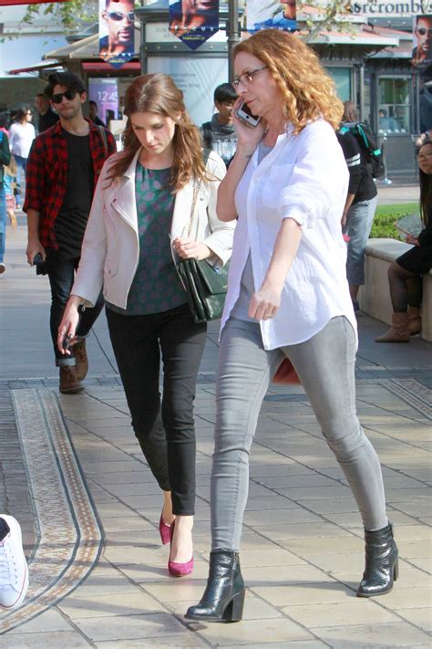 anna kendrick fashion going to the grove in west