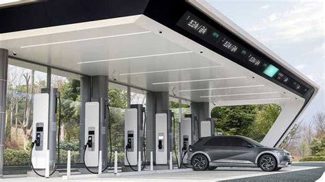 hyundai motor group teases  pit fast charging stations