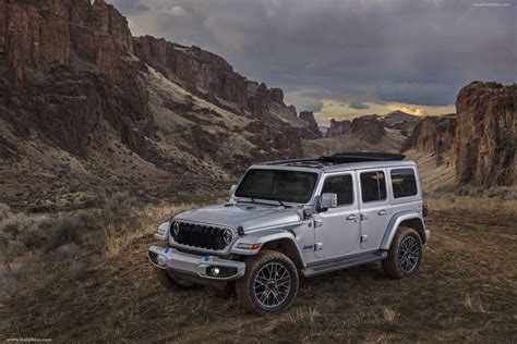 jeep wrangler high altitude xe stunning hd   specs features price