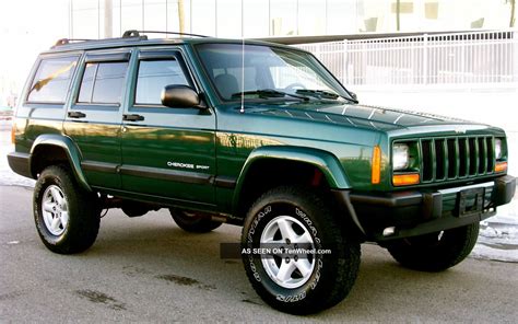 jeep cherokee  sport   lifted service records