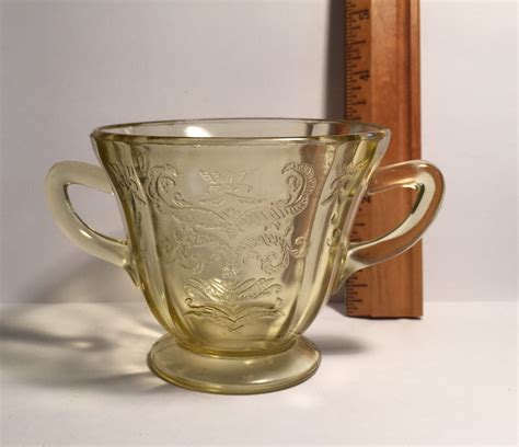 Depression Glass Yellow Sugar Bowl Beautiful By Lukesloot