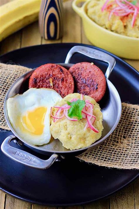 mangú mashed plantains traditional dominican recipe