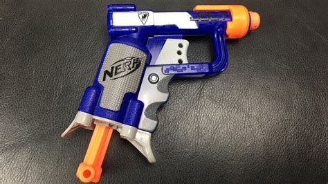 nerf gun review nerf  strike elite jolt blaster dart gun youtube