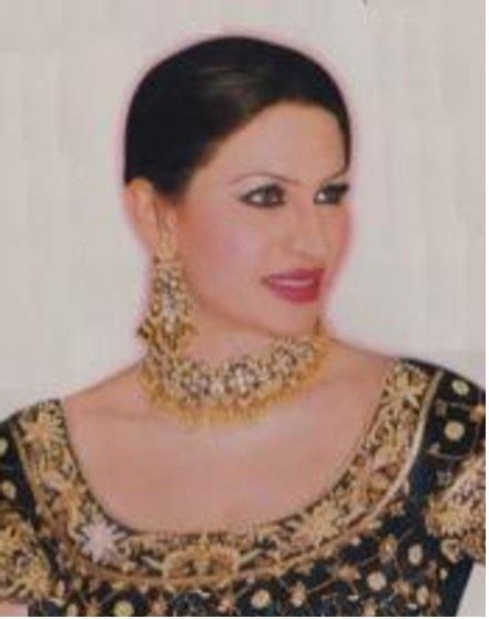 the best artis collection saima khan punjabi stage mujra dancer and film actress biography and