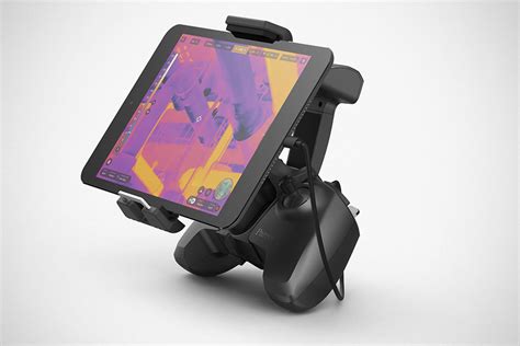 parrot announced  anafi drone designed  thermal imaging shouts
