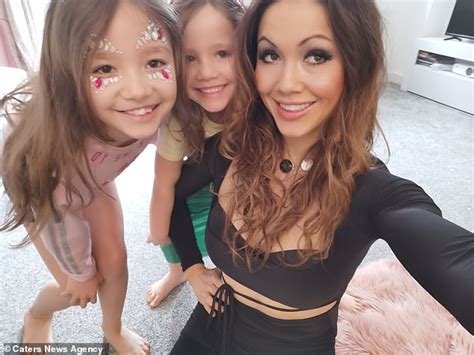 mother who breastfed her daughters in public until they were four and