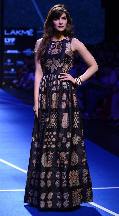 bollywood celebrities  attended  lakme fashion