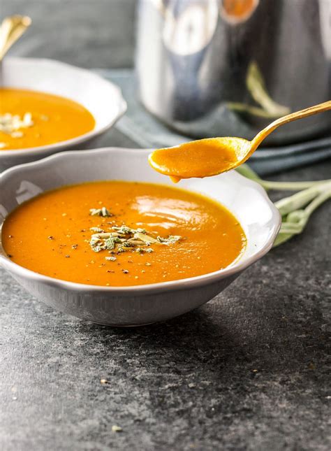 vegan creamy pumpkin tomato soup detoxinista
