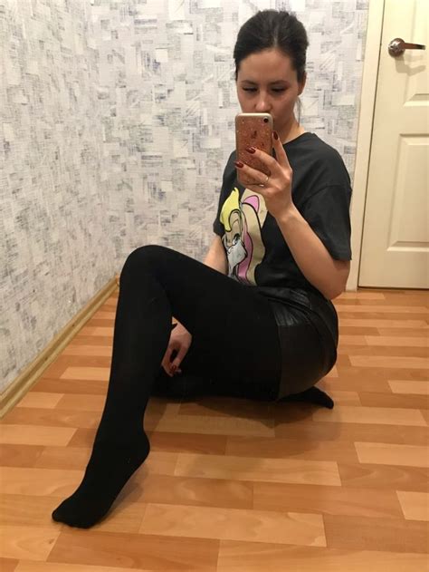 Pin By Piotr Szymanowicz On Wool Pantyhose Mirror Selfie Pantyhose Wool